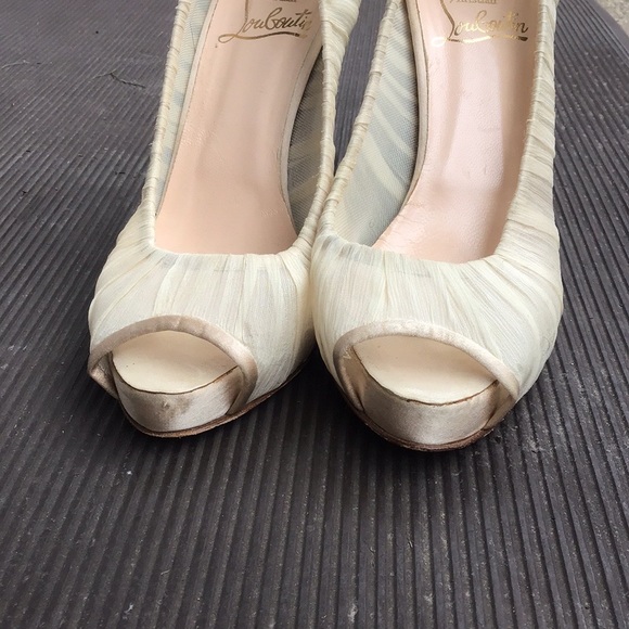 Authentic Christian Louboutin👠♥️💋.. - Picture 9 of 11